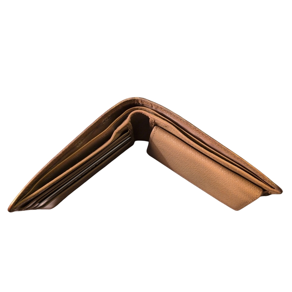 CHANEL Metallic Gold Wallet - Picture 8 of 14